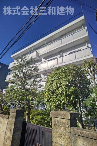 大里マンションの外観