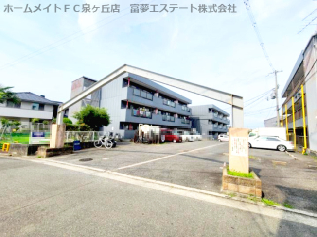 【エントランス】 | 草愛マンションB