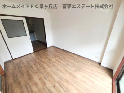 【洋室】 | 草愛マンションB