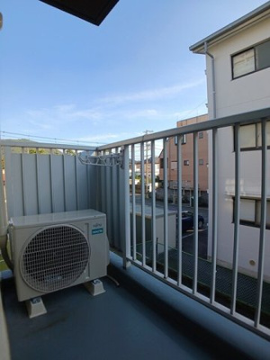 【バルコニー】 | コーポ塩場 | お洗濯にも便利なバルコニー付き