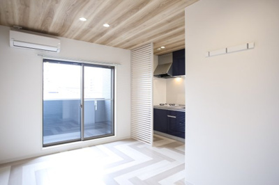 【居間・リビング】 | Calm下曽根 | ゆったり過ごせる居間です※写真は類似です