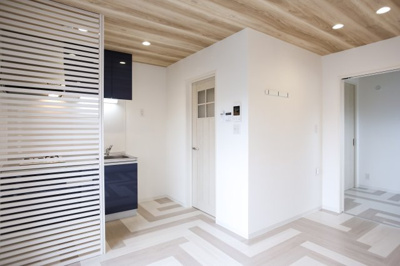 【居間・リビング】 | Calm下曽根 | おしゃれな居間です※写真は類似です