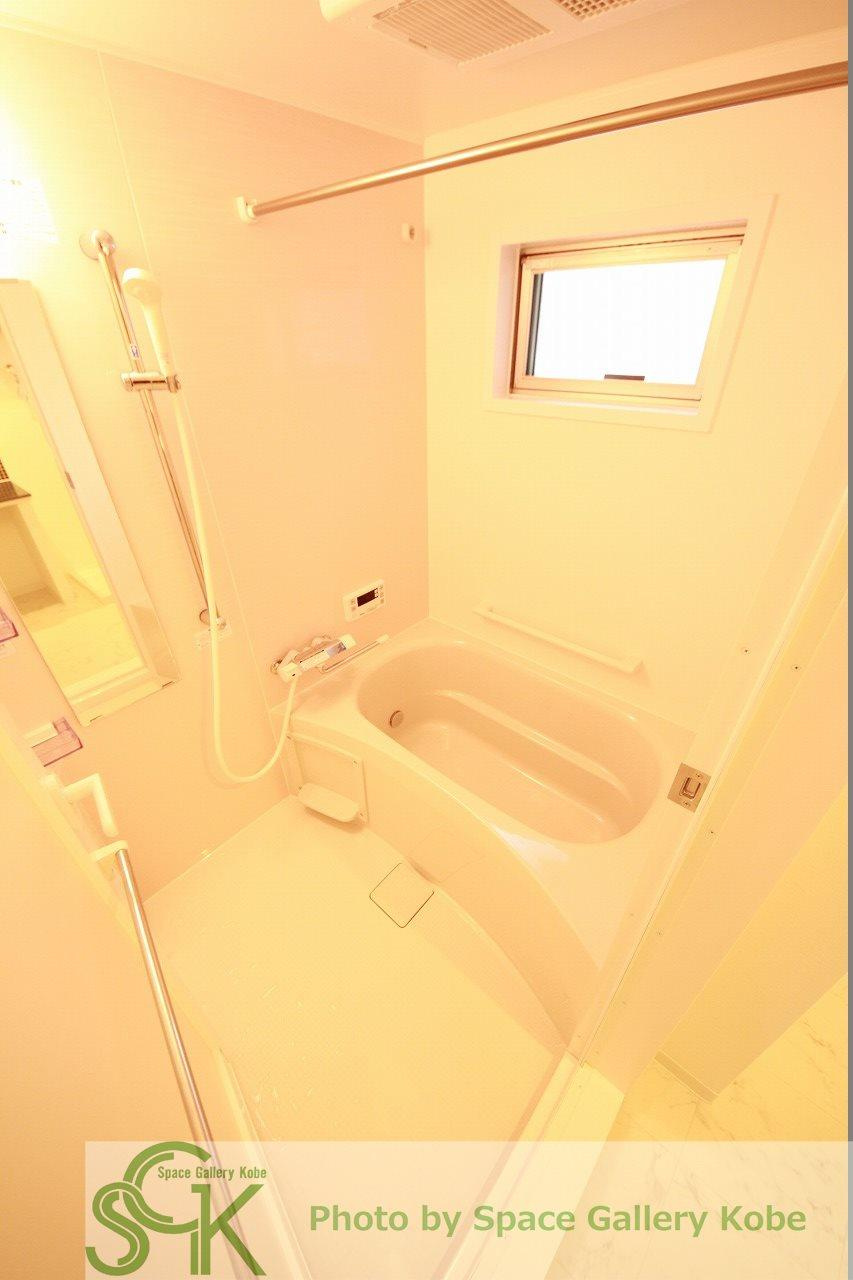 レジデンス向陽の浴室|※お部屋により仕様が異なる場合があります※