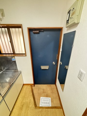 ノアメゾン鶴ヶ島の玄関|他の部屋の参考写真です。