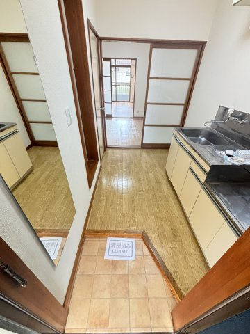 ノアメゾン鶴ヶ島の玄関|他の部屋の参考写真です。