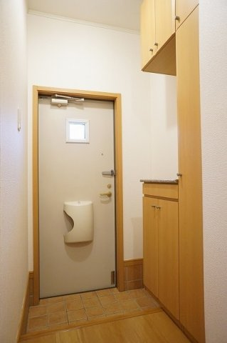ミルト　プレッソの玄関|収納もある玄関です