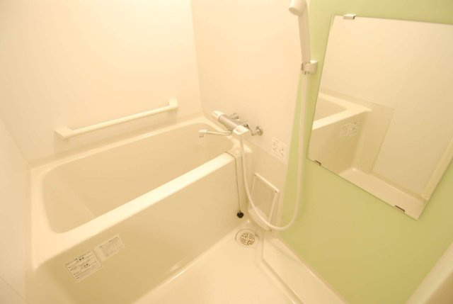 クレイノサクシード所沢の浴室|同タイプ写真の為、現況優先致します。