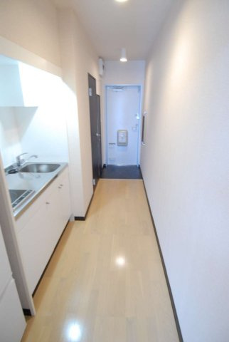 クレイノサクシード所沢の玄関|同タイプ写真の為、現況優先致します。