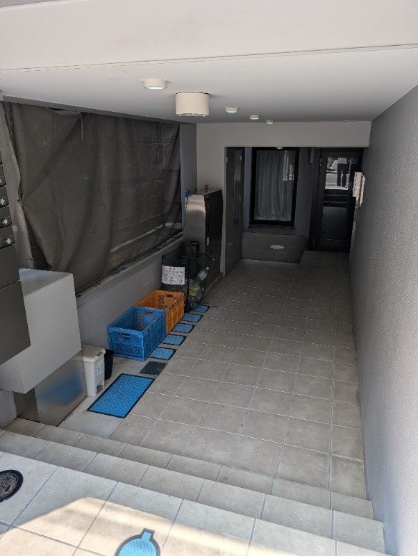 【エントランス】