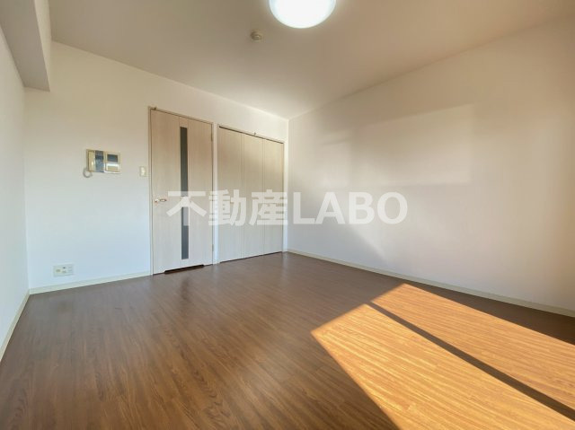 プロスペクト美章園の居間・リビング