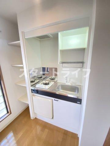 大阪市淀川区宮原５丁目の賃貸マンションのキッチン