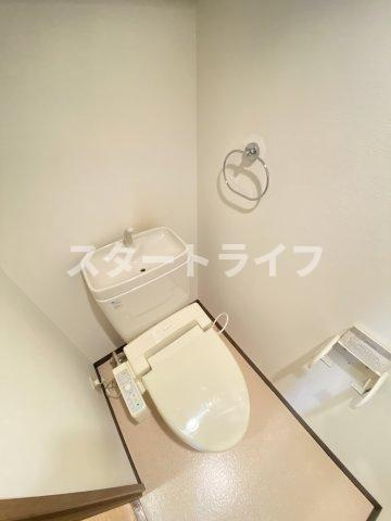大阪市淀川区宮原５丁目の賃貸マンションのトイレ