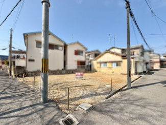 【外観】 | 【南東・南西向きの角地】日当り・通風良好♪たっぷりの陽光に包まれる明るい住まいになりますね！