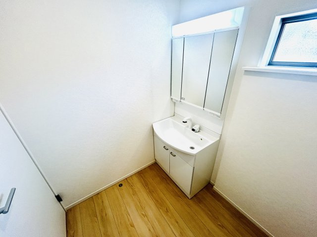 千葉市若葉区小倉台７丁目第１０のトイレ|建築施工例