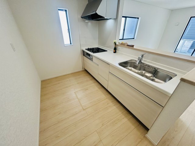 千葉市若葉区小倉台７丁目第１０のキッチン