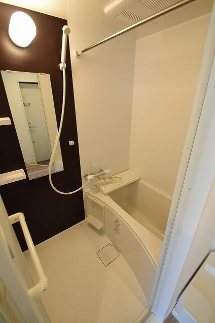 グランドパレス江戸川の浴室