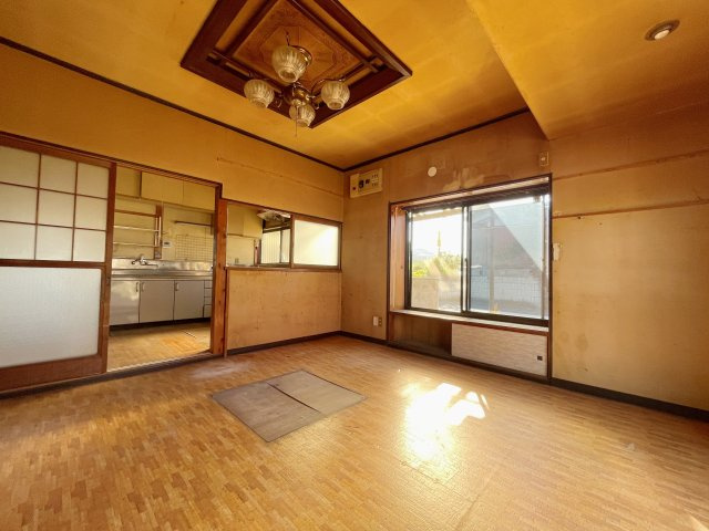 中古戸建・中古住宅　佐野市吉水町　吉水小学校・田沼東中学校の居間・リビング