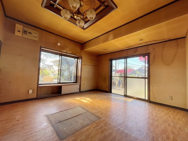 中古戸建・中古住宅　佐野市吉水町　吉水小学校・田沼東中学校の居間・リビング