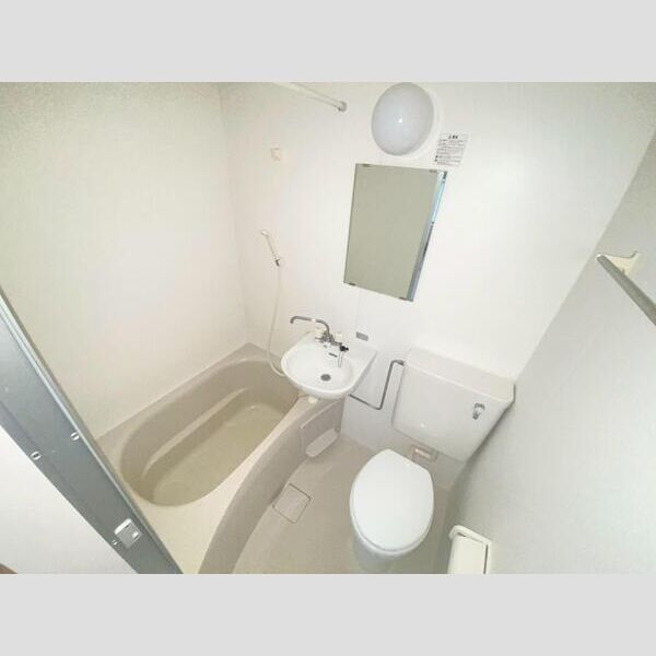 ストークハイツ桶川の浴室