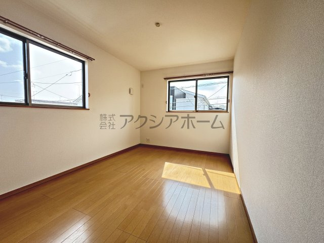 所沢市下富　中古一戸建　～リフォーム完了済～の子供部屋|2F洋室6.5帖