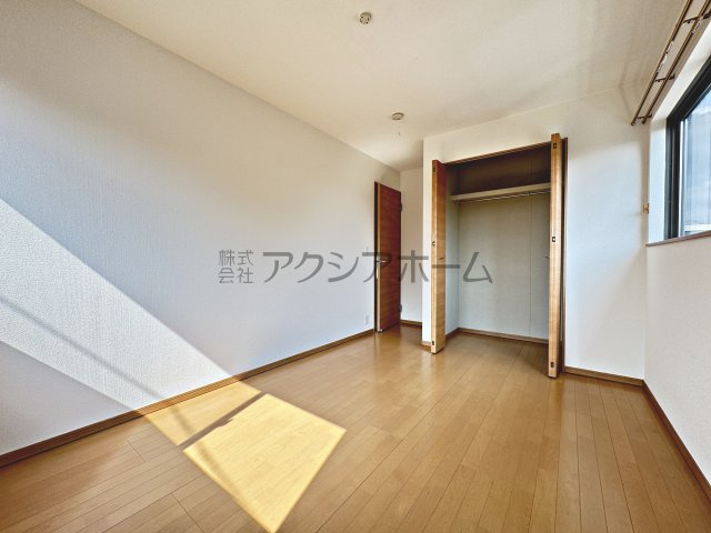 所沢市下富　中古一戸建　～リフォーム完了済～の子供部屋|2F洋室6.5帖