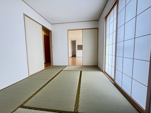 所沢市下富　中古一戸建　～リフォーム完了済～の和室|1F和室6.5帖