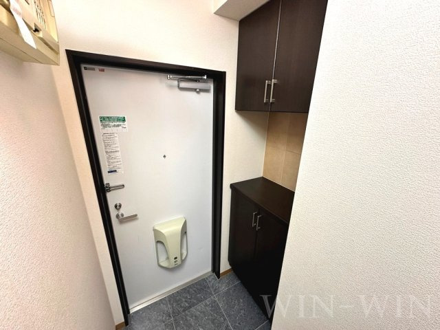 エムロードの玄関|イメージ（同建物内別部屋の写真です）