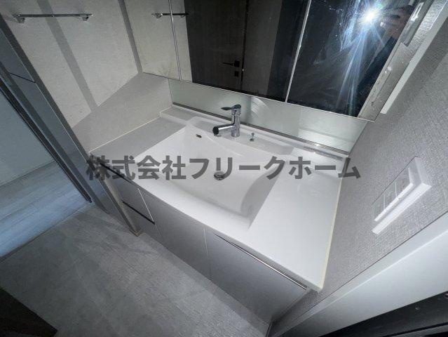 三鷹市上連雀２丁目の賃貸マンションの洗面所