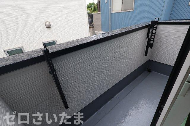 《仲介手数料無料》朝霞市根岸台７丁目48-28新築一戸建てリナージュのバルコニー