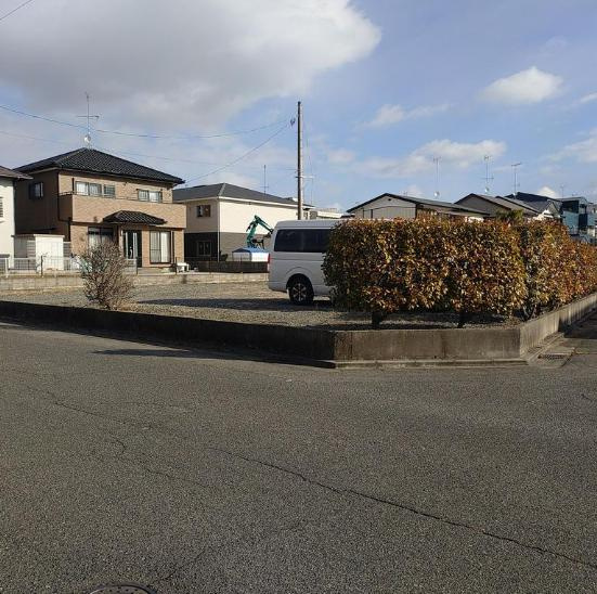 いわき市小名浜西君ケ塚町　売地の前面道路含む現地写真