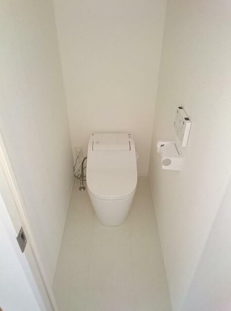 東村山市本町４丁目のアパートのトイレ