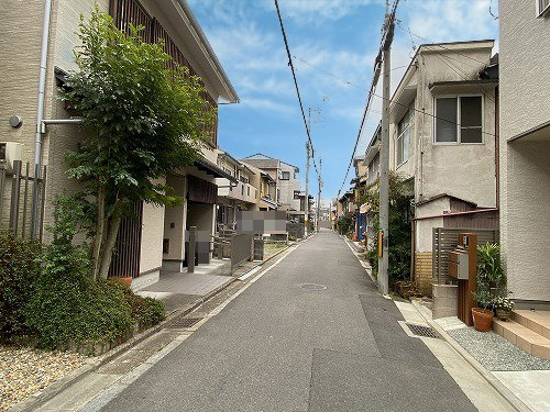 　吉田近衛町 建築条件無 土地の前面道路含む現地写真