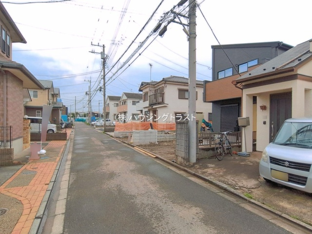 仲介手数料無料　ミラスモ所沢市向陽町02182・新築全3棟オール電化の前面道路含む現地写真