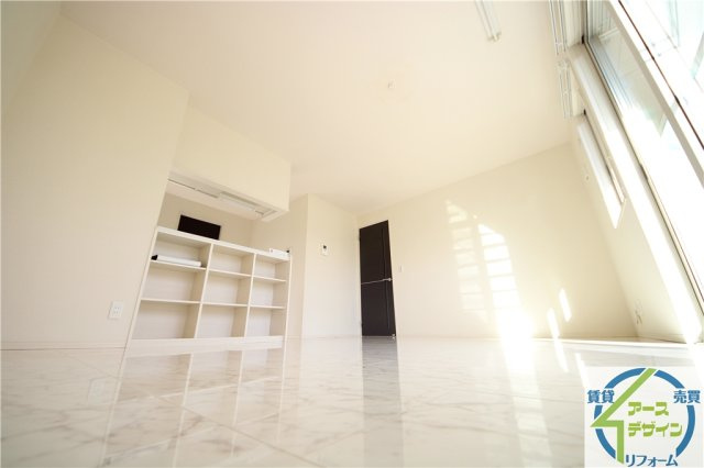 フローラルコートの居間・リビング|※類似部屋