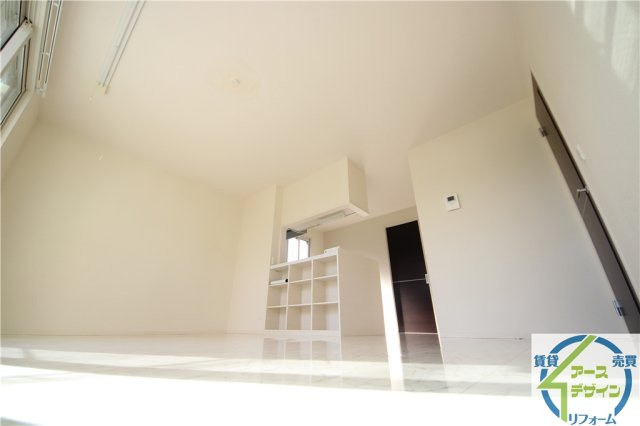 フローラルコートの居間・リビング|※類似部屋