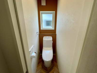 【トイレ】 | 【新築分譲住宅】東根市六田　平屋建て　全2棟 | 【Toilet】
寛ぎだけではない、快適な生活を送る為に必要なもの。毎日使う場所だから、より快適な空間に仕上げられています。