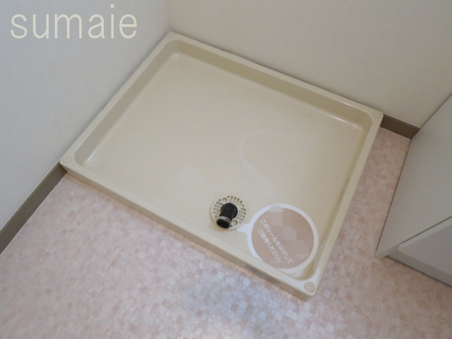 リヴィエールレジョンの洗面所|室内に洗濯機置き場あります♪