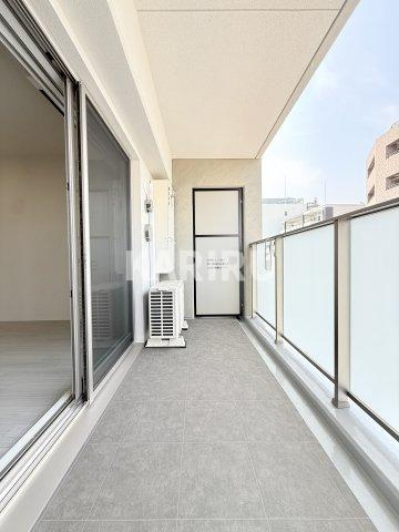 アーバネックス東梅田のバルコニー