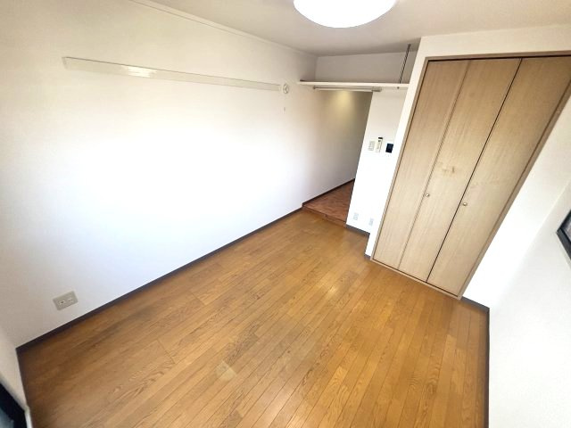 メイプルヒルの洋室