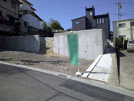 安芸郡府中町浜田2丁目の前面道路含む現地写真