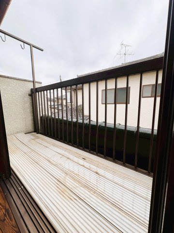野田市　木間ケ瀬　中古戸建のバルコニー|南向きバルコニーがあります