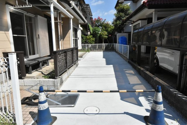 鴻巣市中央　中古一戸建て（リノベーション）の駐車場