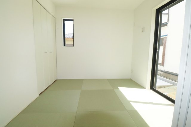郡山市咲田1丁目　　　　１号棟　　　桃見台小学校、郡山第５中学区の和室
