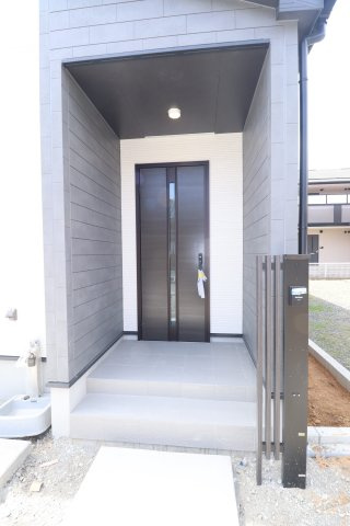 郡山市咲田1丁目　　　　１号棟　　　桃見台小学校、郡山第５中学区の玄関
