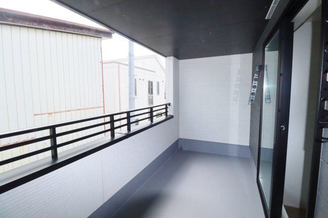郡山市咲田1丁目　　　　１号棟　　　桃見台小学校、郡山第５中学区のバルコニー