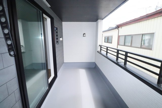 郡山市咲田1丁目　　　　１号棟　　　桃見台小学校、郡山第５中学区のバルコニー
