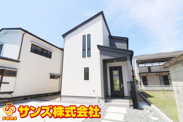 郡山市咲田1丁目　　　　１号棟　　　桃見台小学校、郡山第５中学区の外観|北東側から見た外観