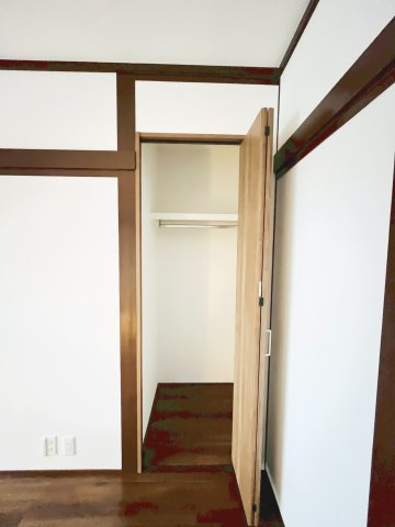 城東区東中浜２丁目中古戸建・4LDK+Sの収納|洋室（約5.0帖）