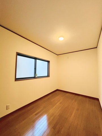 城東区東中浜２丁目中古戸建・4LDK+Sの洋室|洋室（約4.3帖）