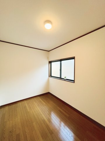 城東区東中浜２丁目中古戸建・4LDK+Sの洋室|洋室（約4.3帖）